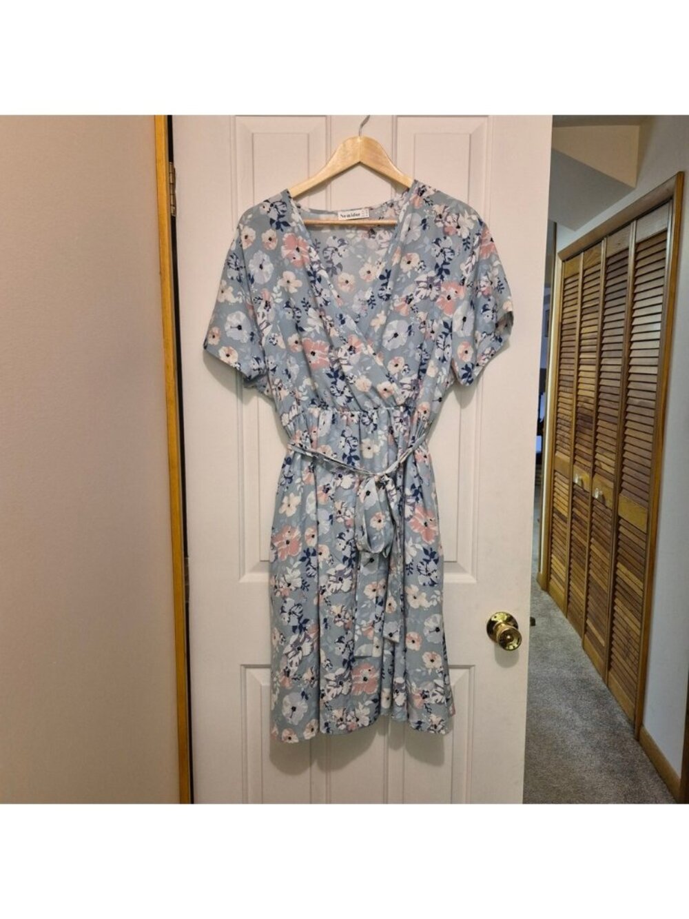 Nemidor Womens Plus Size 18 Blue Floral Faux Wrap V-Neck Short Sleeve Midi Dress
